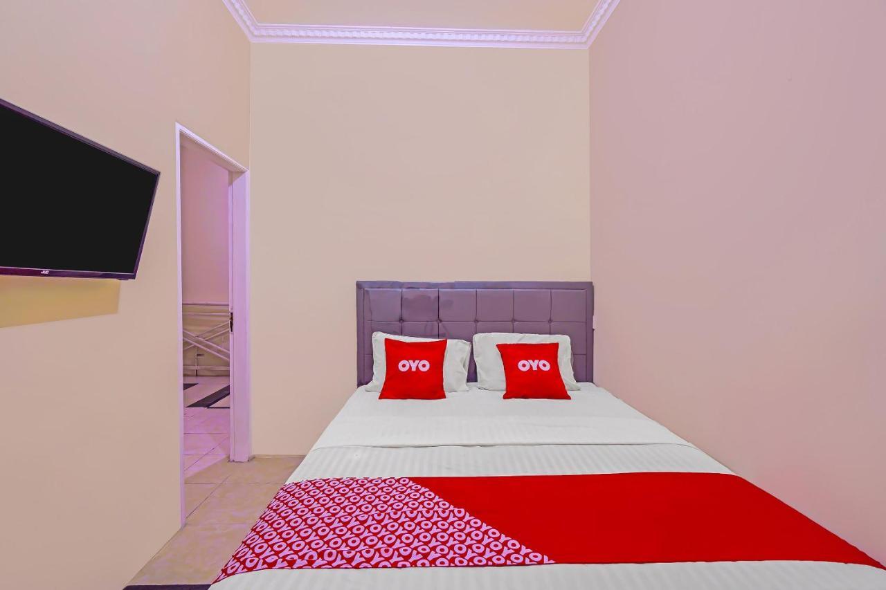 Hotel Oyo 92687 Alnindo Makaliwe Dżakarta Zewnętrze zdjęcie