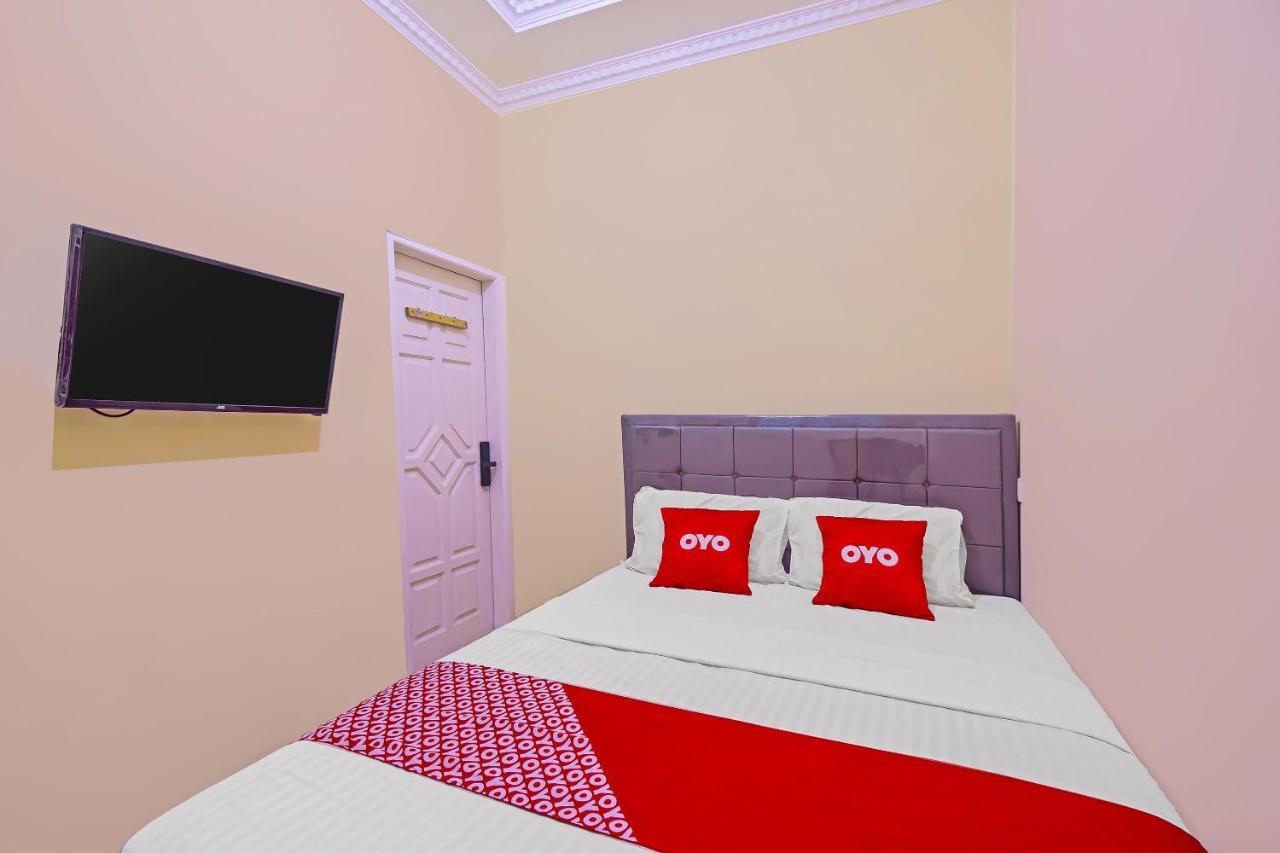 Hotel Oyo 92687 Alnindo Makaliwe Dżakarta Zewnętrze zdjęcie